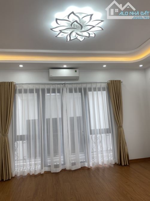 Cho thuê nhà Trần Hữu Dực – Từ Liêm DT 60m x 4 tầng tầm hồn đẹp, ôtô đỗ, 15tr/th