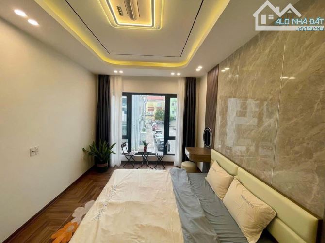 🏨🏨🏨Tuyệt Phẩm Phố Nguyễn Sơn- Long Biên DT40m, MT3.5m , Giá 10.8 Tỏi 🧄