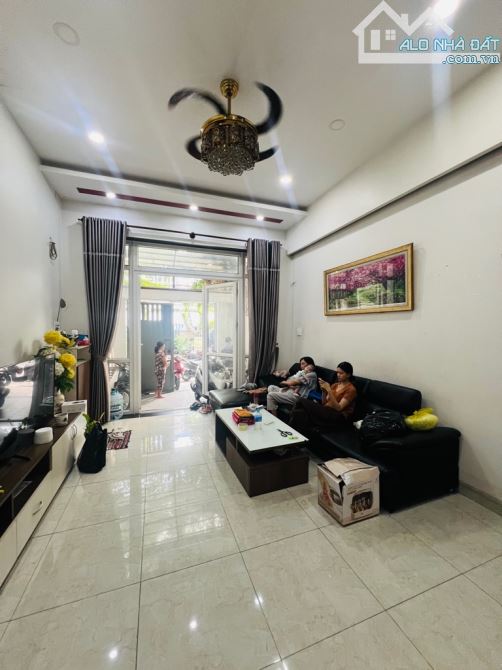 SIÊU PHẨM MẶT TIỀN KINH DOANH,TÊN LỬA,AEON BÌNH TÂN,ĐƯỜNG 15M,3 TẦNG 74M2(4×18),3PN chỉ 7