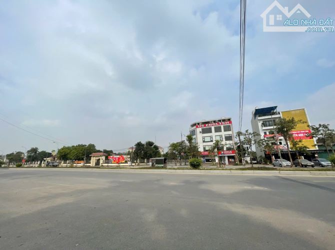 🔥🔥HÀNG MỚI🔥🔥 NHÀ 4 TẦNG 60m NGUYÊN KHÊ ĐÔNG ANH- NGÕ OTO 7 CHỖ VÀO NHÀ-100m LỄ HỮU TỰU