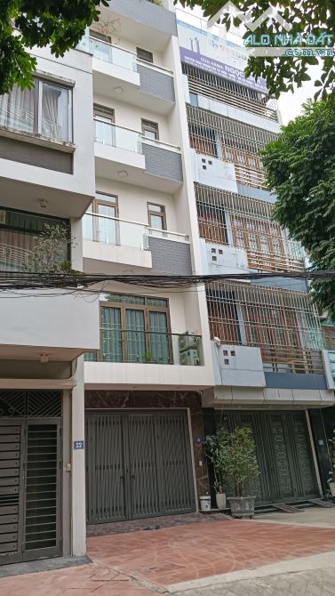 Siêu Phẩm Ba La, Hà Đông 56 m², 5 tầng, 11,8 tỷ ô tô tránh vỉa hè kinh doanh đỉnh.