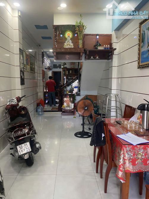 🔥MẶT TIỀN TÂN PHÚ 3 TẦNG ĐÚC BTCT 55M2 VỈA HÈ KINH DOANH CHỈ 8.8 TỶ GẤP BÁN.