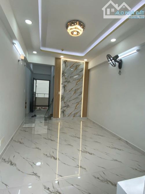 Cần bán căn hộ 2pn chung cư Phú Thọ đường Nguyễn Thị Nhỏ phường 15 quận 11