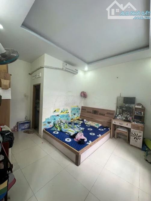 🏡CHỦ ĐI ĐỊNH CƯ - BÁN GẤP NHÀ TRỊNH ĐÌNH TRỌNG TÂN PHÚ - NGANG 10.2M -GIÁ NHỈNH 5 Tỷ