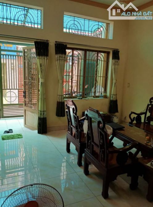 BÁN NHÀ ĐƯỜNG CMT8 Q10 - 3 TẦNG BTCT - NHÀ CÒN MỚI DT 60m2(5.2x11) giá 9.3 tỷ TL