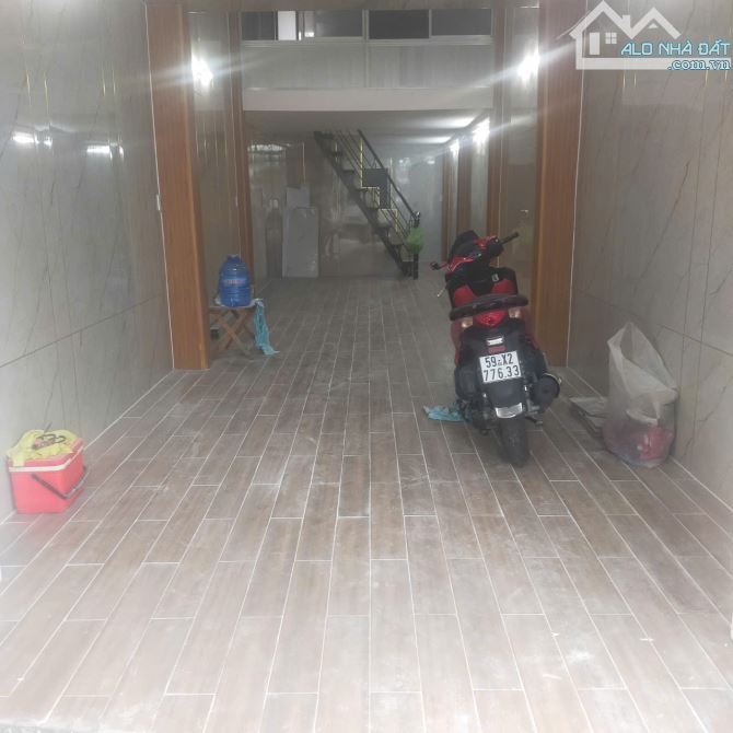 Bán gấp nhà 60m2 hẻm 8m giáp Phan Huy Ích, Gò Vấp giá nhĩnh 6 tỷ