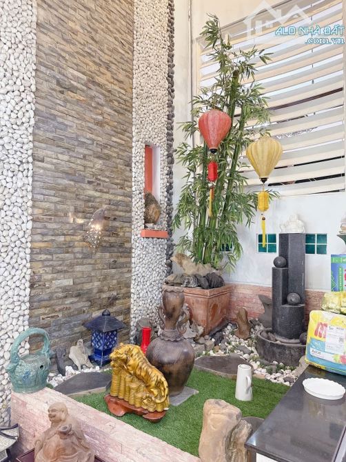 Bán nhà riêng tại Đ.Bùi Đình Túy, P.24, Bình Thạnh, HCM,diện tích 100m2 giá 20 Tỷ - 10