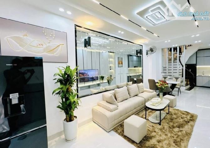 Nh.à đẹp - hiện đại, ở ngay Trung Tâm Hàng Bột, Đống đa 34 m 4 tầng 6.6 tỷ. - 1