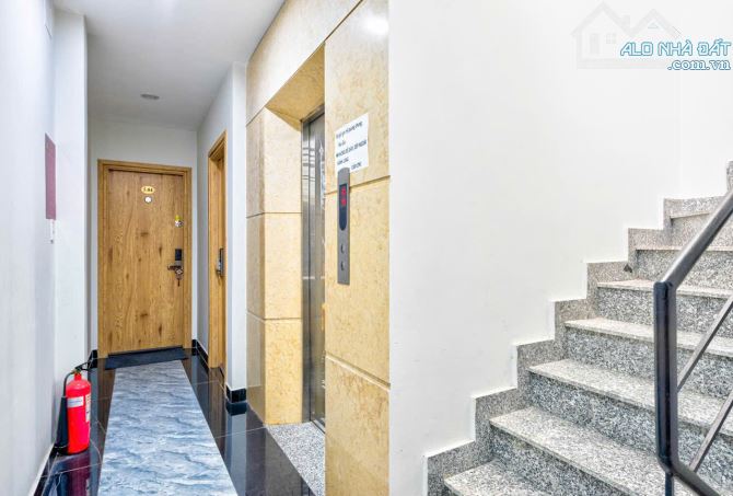 Bán tòa nhà CHDV xây mới hầm 7 tầng gần công viên Gia Định HĐT 100tr/tháng giá 16 tỷ - 1