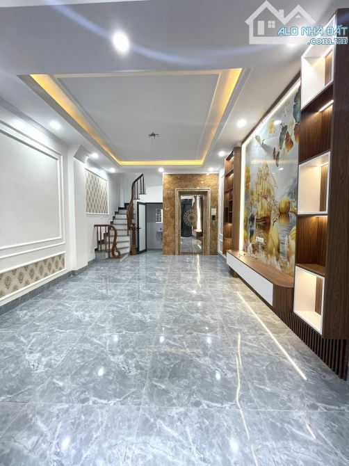 Bán nhà riêng tại Tây Sơn phố, lõi Đống Đa, 40m2 - 6 tầng thang máy giá nhỉnh 11 tỷ - 1