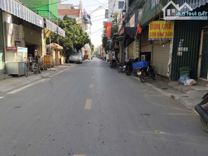 Bán đất La Tinh, Đông La, 60m2, MT 5m, đường thông rộng ôtô tránh, trung tâm, kinh doanh. - 1