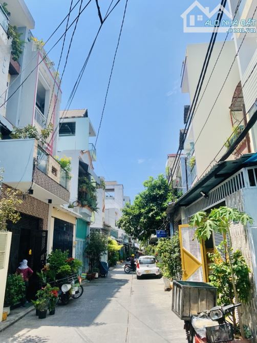 Bán Nhà 4 Tầng,8pn , 76m2, Hẻm Xe Tải Tránh Khuông Việt, Tân Phú Giáp quận 11 - 1