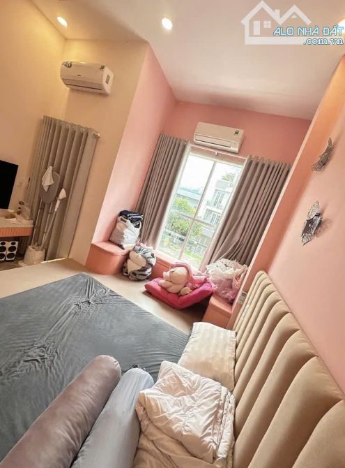 MẶT TIỀN KINH DOANH 5 TẦNG NGUYỄN SƠN - KHU VIP KHÔNG VƯỚN CON LƯƠN - GIÁ NHỈNH 8 Tỷ - 1