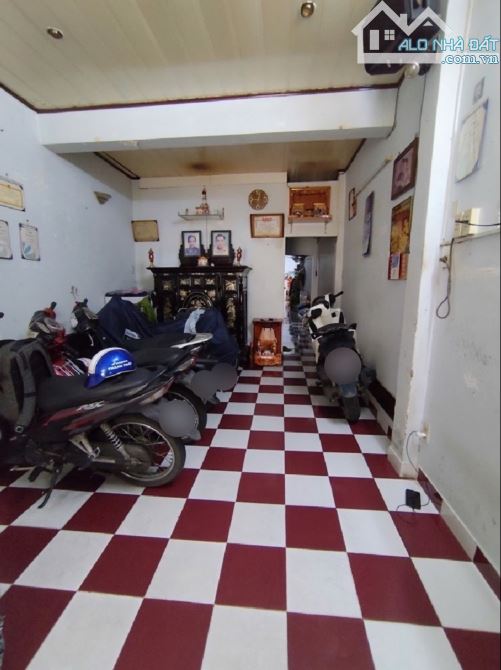 🏡 Bán nhà cấp 4 ngay TT Q10 - Xe hơi đến nhà - 1/ gần mt - 5.8 x 13 💰 Giá 10,7tỷ còn tl - 1