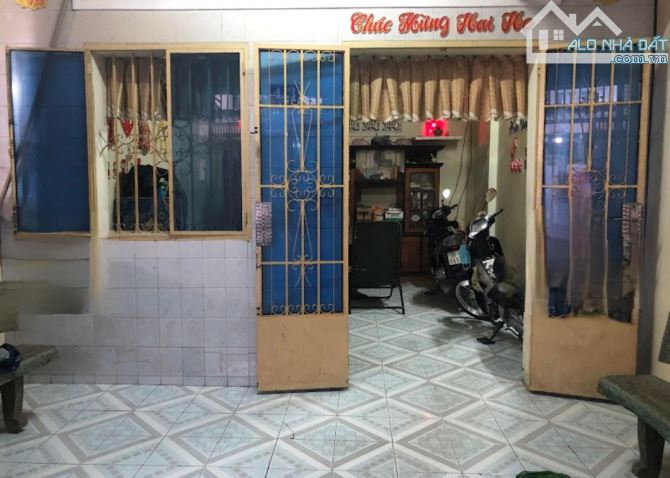 Nhà C4 125m2  Cách MT Quang Trung 10m - Hẻm Xe Tải Quay Đầu - 1