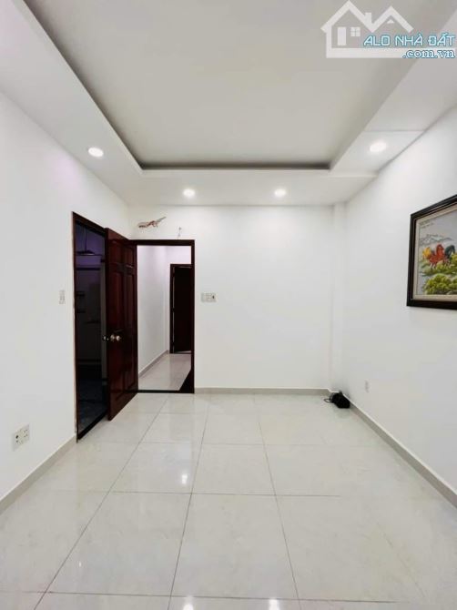 Bán nhà đẹp Huỳnh Tấn Phát, Quận 7, 50m2, nhỉnh 3.5 tỷ, 2 tầng BTCT, SHR - 2