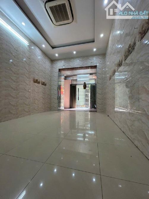 CẦN BÁN GẤP NHÀ QUANG TRUNG HÀ ĐÔNG, NHÀ SIÊU ĐẸP, Ô TÔ ĐỖ CỔNG, DT: 75M2, GIÁ 7,9 TỶ - 2