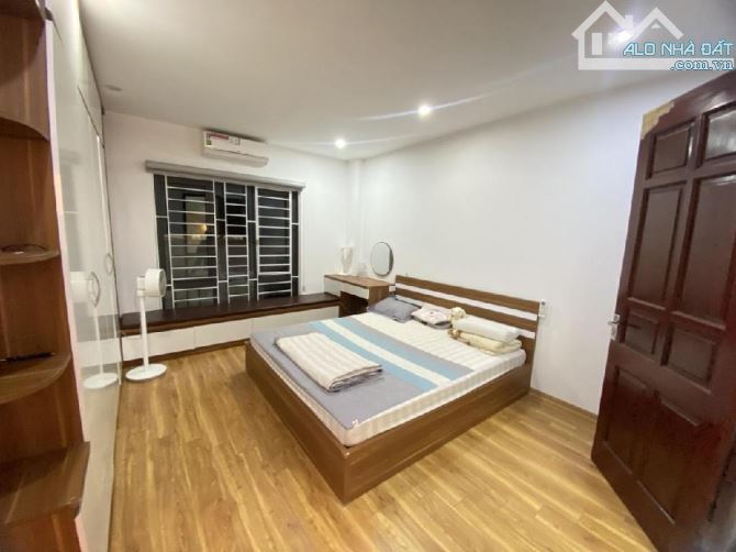Bán nhà Bằng Liệt, Linh Đàm 30m3, 5 tầng 5 tỷ 8 - 2