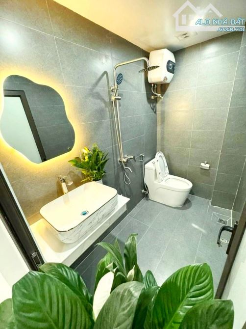 BÁN NHÀ TRẦN KHÁT CHÂN - NHÀ MỚI ĐẸP - GẦN PHỐ - NGÕ 3 GÁC PHI - 45M2 - GIÁ 7.3 TỶ - 2