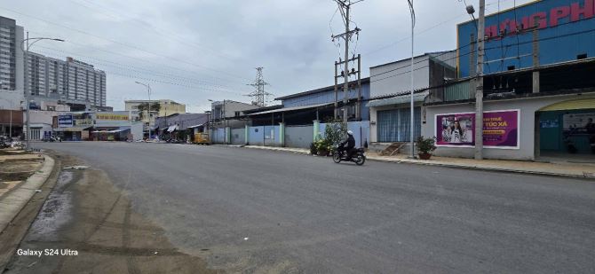 Bán Xưởng 1356m2-Ngang 30x40m Nở Hậu 48m-Đối Diện UBND Quận Bình Tân-Gần Tên Lửa-Aeon - 2