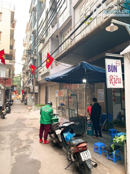 Gia Đình Tôi bán nhà trong KĐT ĐỊNH CÔNG Thang Máy ôTô tránh Kinh doanh DT 68M 6T 16.9 tỷ - 2