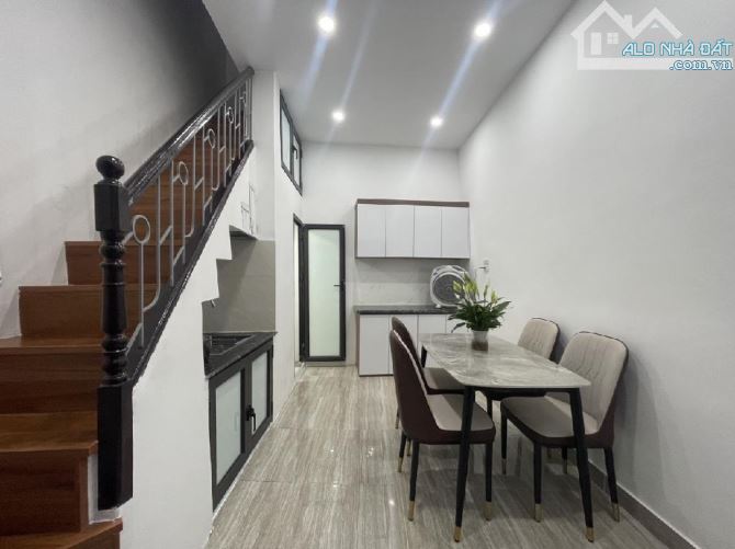 Bán Nhà Trương Định – Lô Góc, 4 Tầng, 16m2, +2,2 Tỷ, Ô Tô 15m, Gần Nam Đô - 2