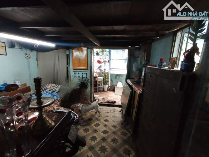 🏡 Bán nhà cấp 4 ngay TT Q10 - Xe hơi đến nhà - 1/ gần mt - 5.8 x 13 💰 Giá 10,7tỷ còn tl - 2