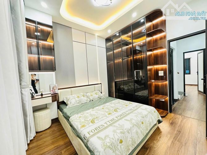 CẦN BÁN NHÀ VƯƠNG THỪA VŨ - THANH XUÂN - 5 TẦNG  NHÀ MỚI KÍNH KOONG - 38M2 - 6,6 TỶ - 2