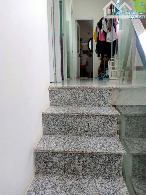Bán nhà gần đường Lê Quý Đôn - P.Dĩ An. DTSD 78m2 - 3
