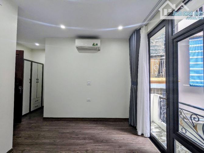 Bán nhà Cát Linh, lô góc, 30m ô tô, nhà đẹp ở ngay, tặng full NT, 30m2, 4 tầng, giá 6 tỷ - 3