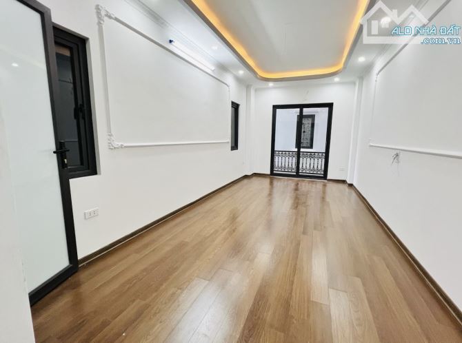 💥BÁN NHÀ NGÕ 273  CỔ NHUẾ, 30 M2, 5 TẦNG CẦN BÁN GẤP. - 3