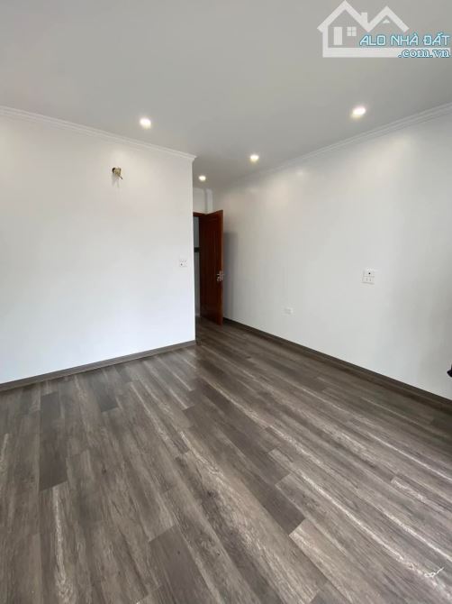 NHÀ 57M2*5T GẦN ĐẠI HỌC XÂY DỰNG, NGÕ Ô TÔ QUA, Ở NGAY - 3