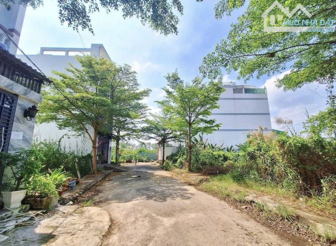 CÒN VÀI LÔ ĐẤT, GIÁ ĐẦU TƯ, LÊ VĂN LƯƠNG, CHỈ 3.6 TỶ - 3