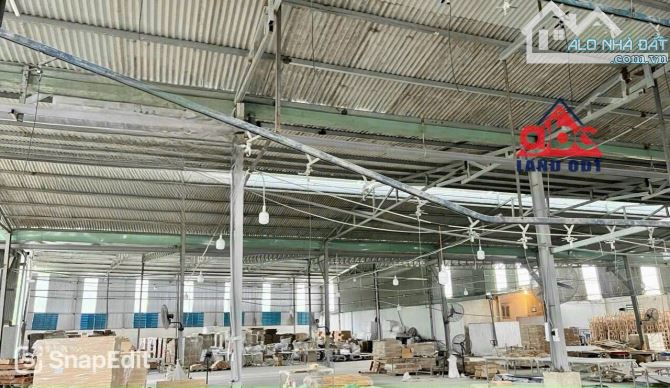 55triệu / tháng . Thuê ngay xưởng 2200m2 (36*65) Điện 3F 250KVA. - 3