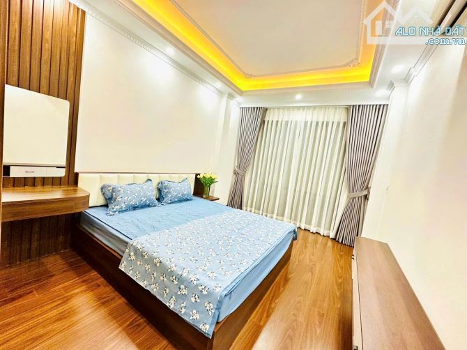 Mỹ nhân ! Siêu đẹp Cầu Giấy 30m2, gần ô tô, NT tiền tỷ, ở hưởng thụ, TK đẳng cấp, KD onl - 4