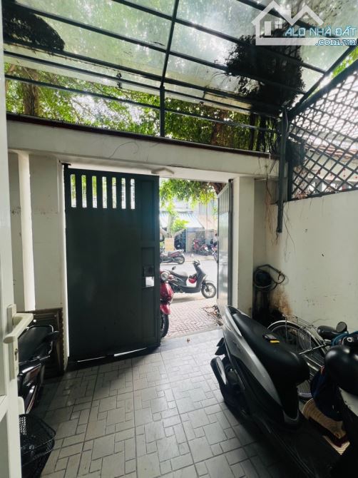 SIÊU PHẨM MẶT TIỀN KINH DOANH,TÊN LỬA,AEON BÌNH TÂN,ĐƯỜNG 15M,3 TẦNG 74M2(4×18),3PN chỉ 7 - 4