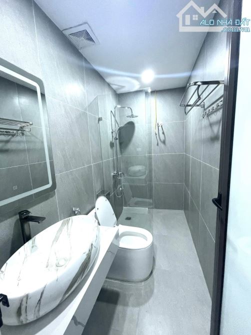 Bán nhà ngõ 247 Hoàng Quốc Việt, Cầu Giấy, 61m2, ô tô, vỉa hè, 15 tỷ hơn - 5