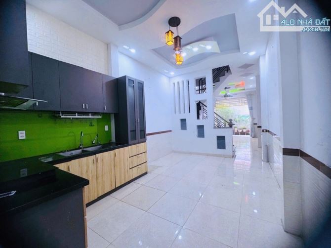 🏠🏠 CHỦ GẤP BÁN - NHÀ HXH - MỘT XẸC - BTCT - SỔ VUÔNG A4 - P11, GÒ VẤP - 5