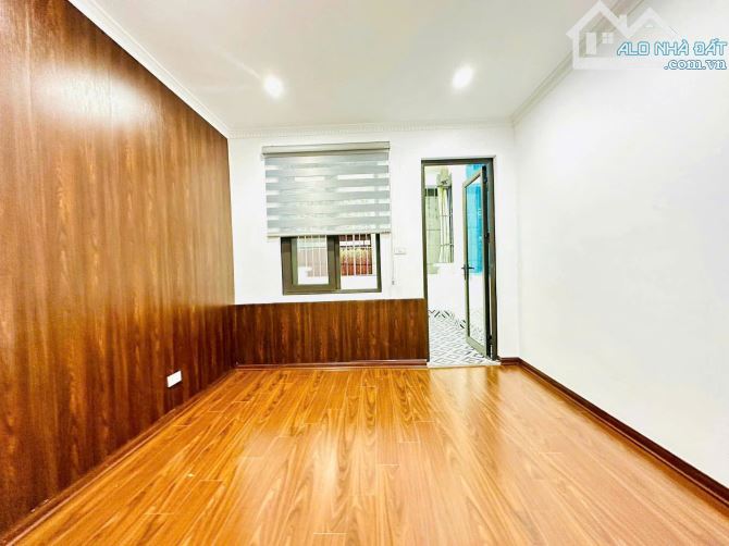 Mỹ nhân ! Siêu đẹp Cầu Giấy 30m2, gần ô tô, NT tiền tỷ, ở hưởng thụ, TK đẳng cấp, KD onl - 6