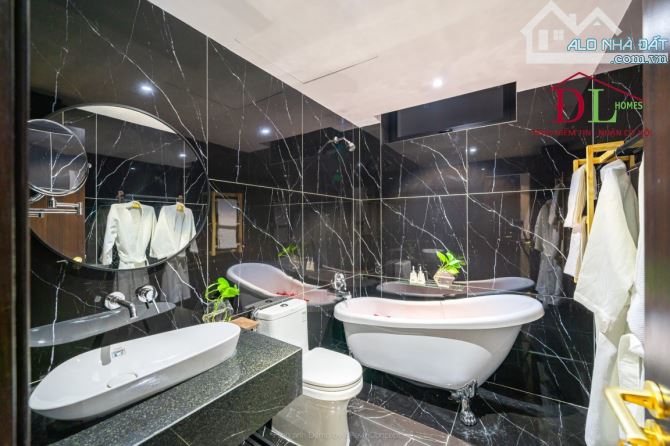 BÁN NHANH villa Triệu Việt Vương Đà Lạt full nội thất cao cấp, view thành phố mộng mơ . - 6