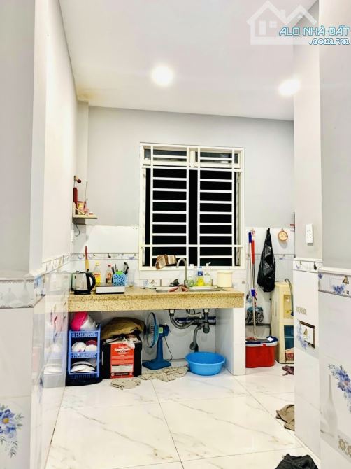 Bán Nhà 4 Tầng,8pn , 76m2, Hẻm Xe Tải Tránh Khuông Việt, Tân Phú Giáp quận 11 - 6