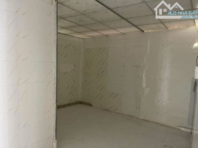 Cho thuê nhà 80 m2 góc 2 mặt tiền Đồng Văn Cống 6 triệu - 7