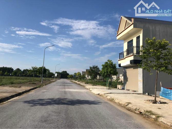 mặt bằng 80 thị trấn tân phong 2025 giá đầu tư - 2