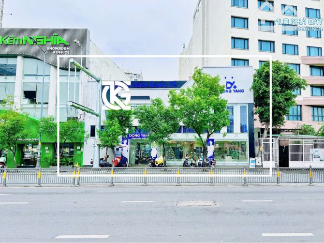 Cho Thuê Nhà: 307 Nguyễn Văn Trỗi - Quận Tân Bình ( 18x19m, 3 tầng )