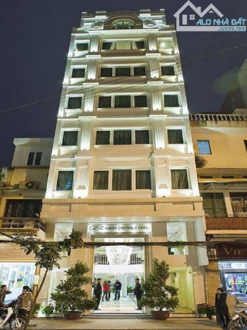 Cần bán Khách sạn 4 Sao Mặt phố Hàng Gai, Hoàn Kiếm DT: 223m² x 13T x MT: 5,5m.