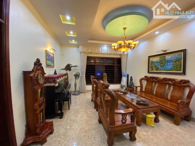 Bán nhà khu Phú Thượng, Biệt Thự Tây Hồ, Ô tô tránh vào nhà 85m2, 4T giá 21 tỷ