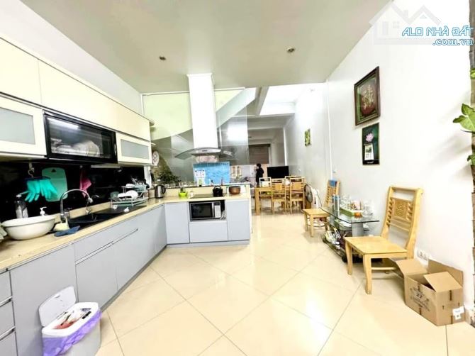 Nhà phân lô Kim Đồng 52m2*4T, ô tô tránh trước nhà, ở ngay