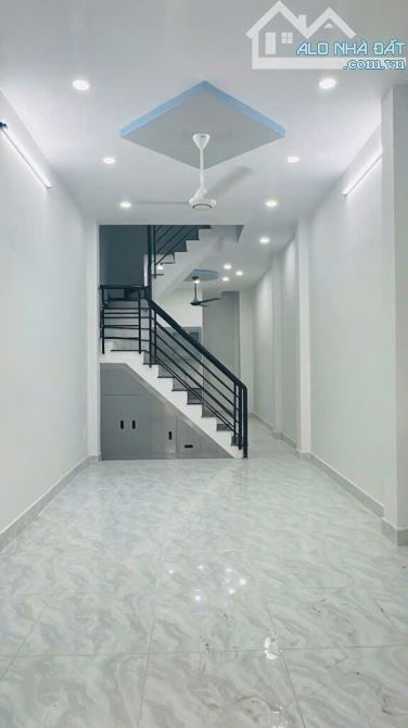 BÁN NHÀ QUẬN 9 ,NHÀ 1/ LÊ VĂN VIỆT, Ô TÔ ĐẬU CỬA, 60M2, 4PN, CHỈ 4,8 TỶ