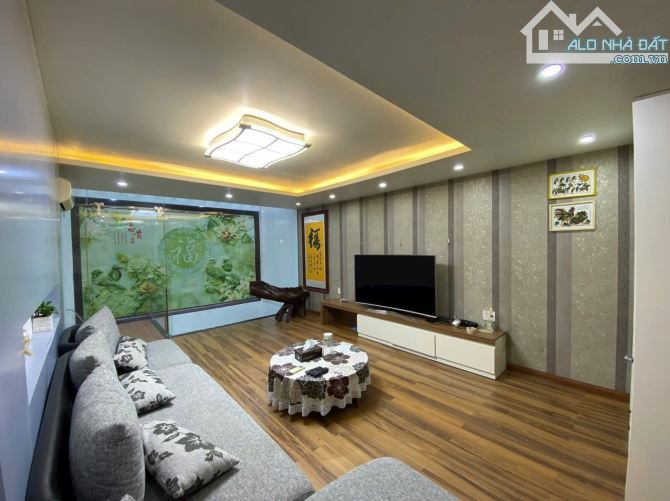 Cho thuê nhà 4 tầng khu Lê Hồng Phong, 81m2 4 tầng, 5 ngủ khép kín-18 triệu