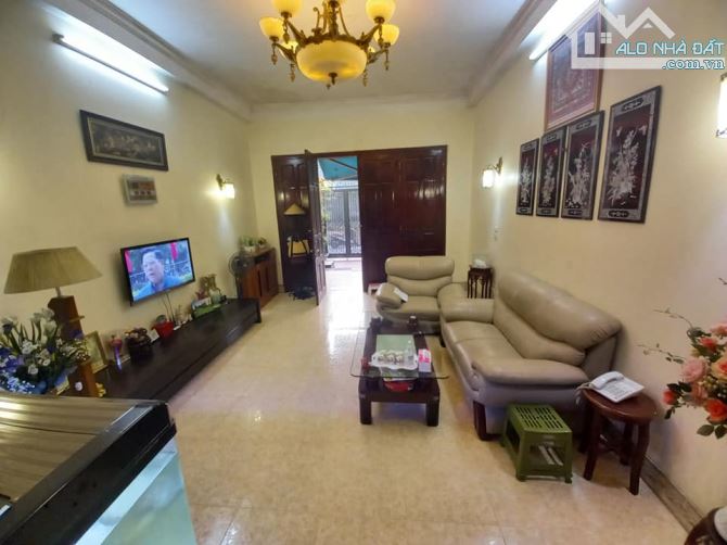 Bán nhà Mỗ Lao, diện tích rộng ở sướng, không gian sống thoải mái, 80m2, 11tỷ